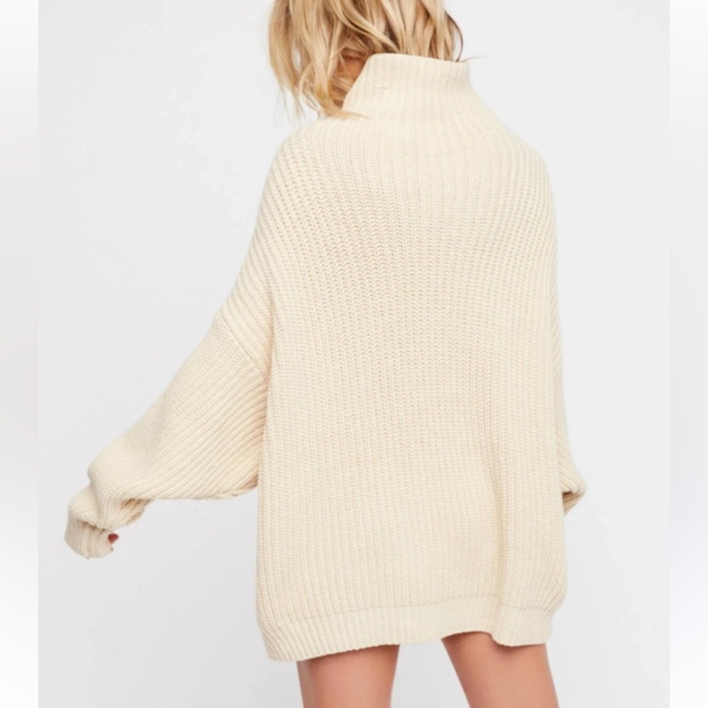 FREE PEOPLE SWIM TOO DEEP KNIT OVERSIZED TURTLENECK SWEATER TUNIC CREAM XL BEIGE